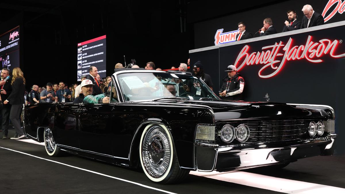 10a_1965 LINCOLN CONTINENTAL CUSTOM CONVERTIBLE